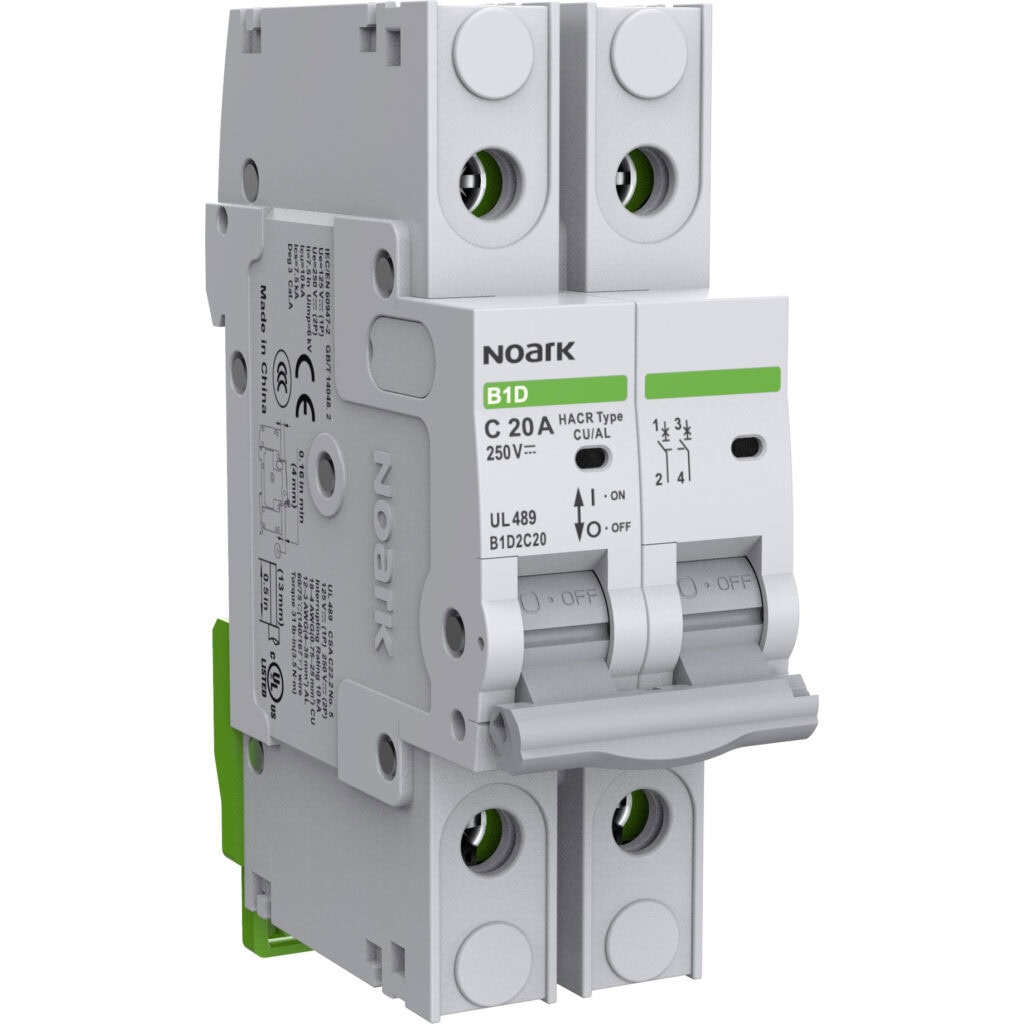 Un disyuntor Noark con dos interruptores, etiquetado C 20 A, 250 V. Incluye conmutadores de apagado/encendido y diversas especificaciones técnicas impresas en su superficie.