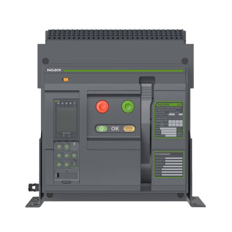 Vista frontal de un panel de disyuntores de potencia de la serie A25 de NOARK, con botones de control, interruptores y etiquetas informativas en una caja rectangular gris.