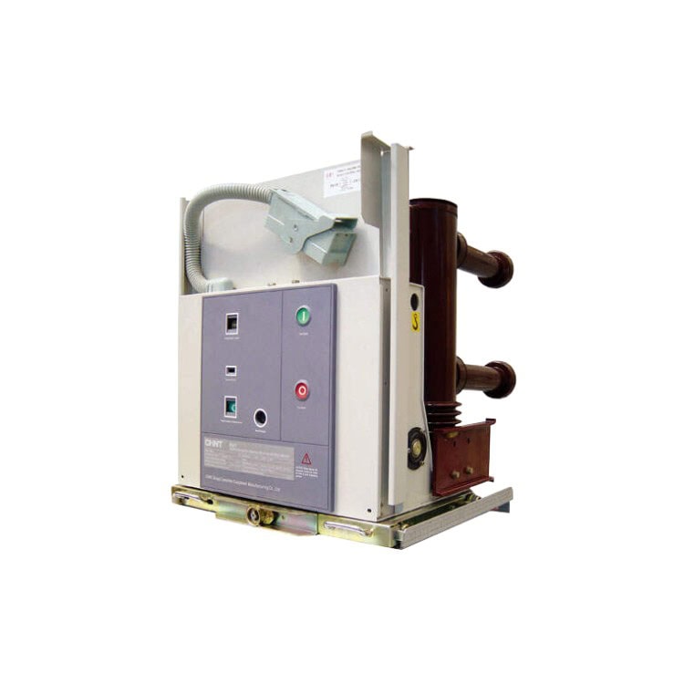 Un gran disyuntor eléctrico para la distribución de energía, con varios interruptores, botones y conectores, todo ello montado sobre una robusta base metálica.